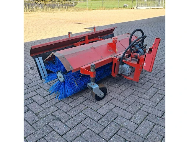 Hydraulisch aangedreven rolbezem, hako, fkm-cm 2000, rood - afbeelding 16 van  21