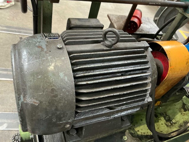 Hydraulisch aggregaat met rexroth ventielen en vickers flow control - afbeelding 2 van  11