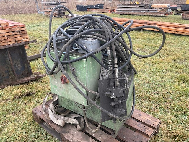 Hydraulisch aggregaat - afbeelding 2 van  4