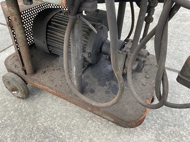 Hydraulisch aggregaat - afbeelding 4 van  4