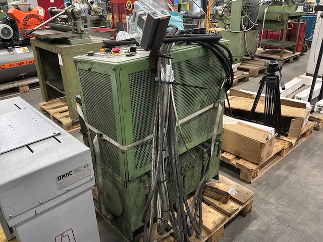 Hydraulisch aggregaat - afbeelding 8 van  9