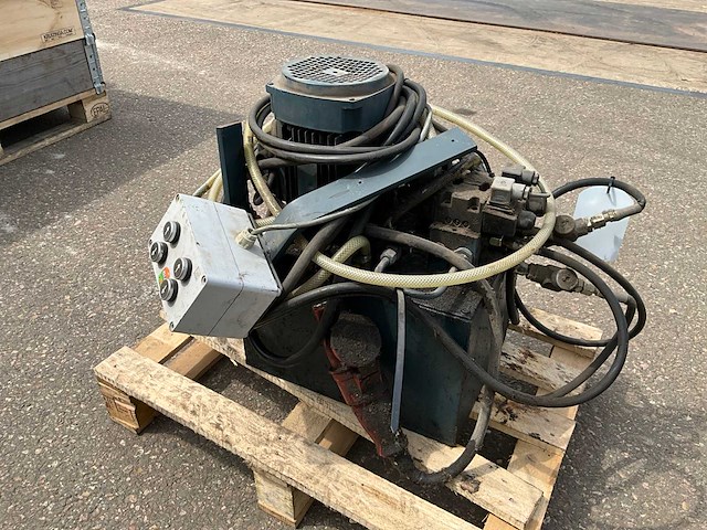 Hydraulisch aggregaat - afbeelding 3 van  7