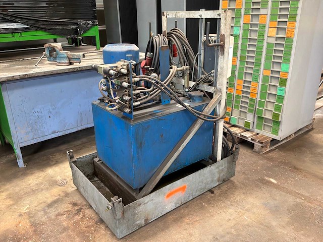 Hydraulisch aggregaat - afbeelding 2 van  8