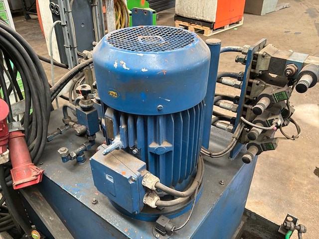Hydraulisch aggregaat - afbeelding 5 van  8
