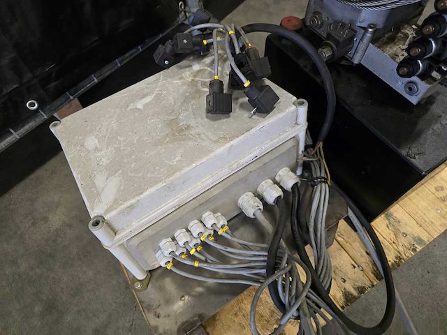 Hydraulisch aggregaat - afbeelding 3 van  5