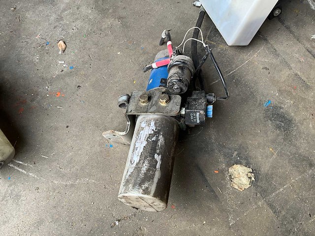 Hydraulisch aggregaat - afbeelding 2 van  3