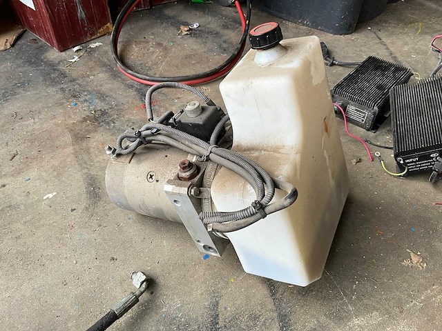 Hydraulisch aggregaat - afbeelding 2 van  3