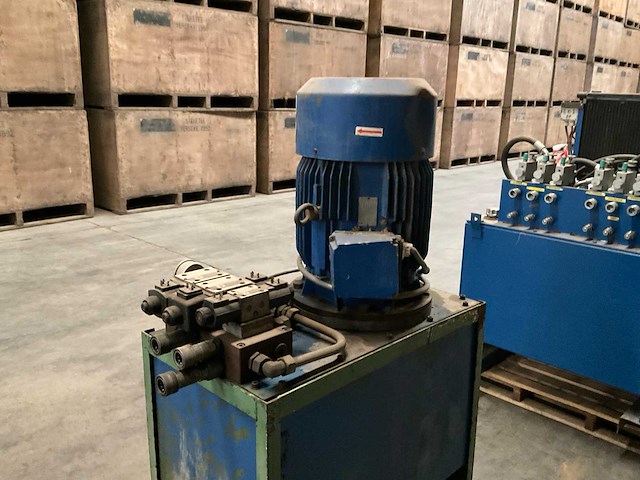Hydraulisch aggregaat - afbeelding 1 van  2