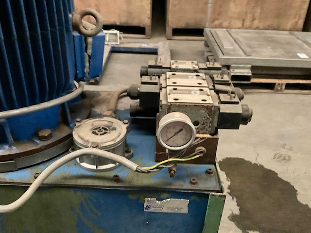 Hydraulisch aggregaat - afbeelding 2 van  2