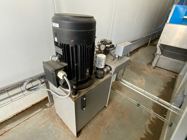 Hydraulisch container kantel installatie - afbeelding 6 van  8