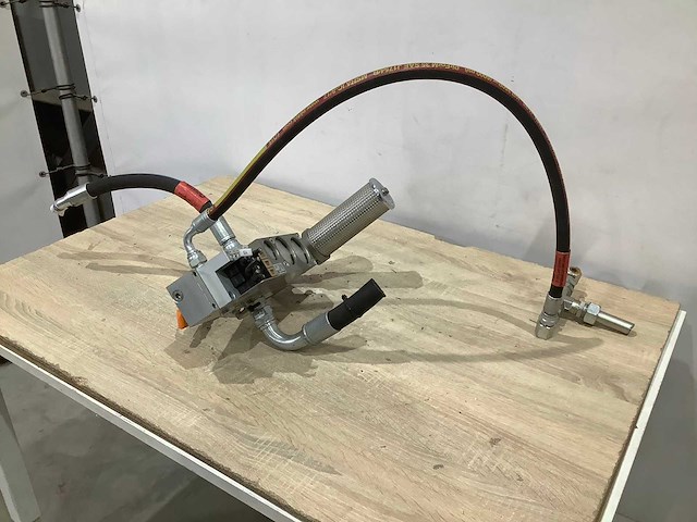 Hydraulisch pomp - afbeelding 1 van  8