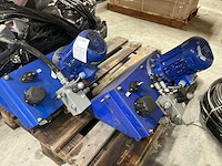 Hydraulisch pompaggregaat (2x) - afbeelding 1 van  8