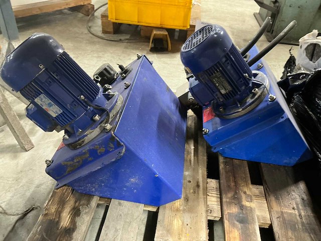 Hydraulisch pompaggregaat (2x) - afbeelding 6 van  8