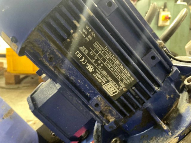 Hydraulisch pompaggregaat (2x) - afbeelding 8 van  8