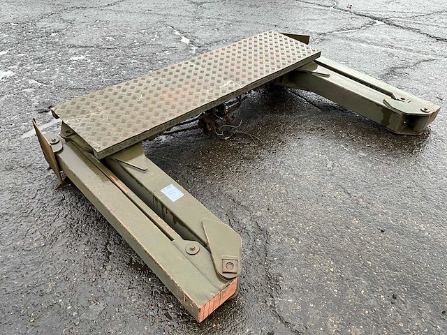 Hydraulisch steunpoot - afbeelding 1 van  8