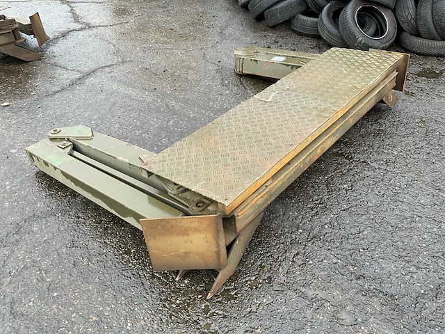 Hydraulisch steunpoot - afbeelding 3 van  8