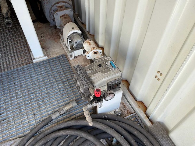 Hydraulische aggregaat in container - afbeelding 3 van  9