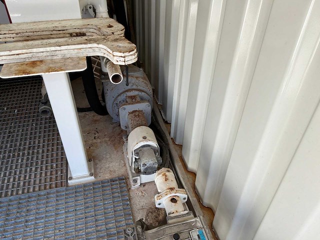 Hydraulische aggregaat in container - afbeelding 4 van  9