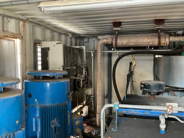 Hydraulische aggregaat in zeecontainer - afbeelding 5 van  15