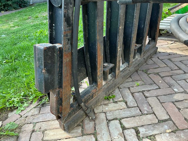 Hydraulische balenklem - afbeelding 14 van  14