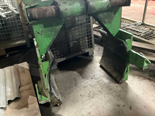 Hydraulische betonbuizenklem - afbeelding 4 van  7