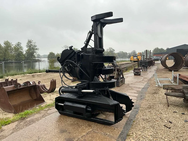 Hydraulische bomenzaag 80cm - afbeelding 12 van  17
