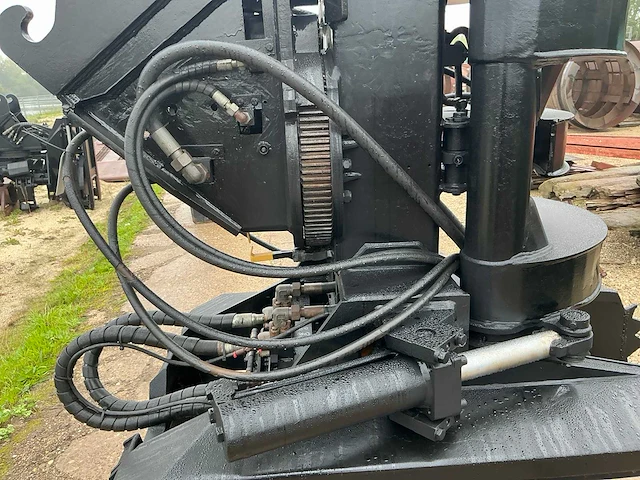 Hydraulische bomenzaag 80cm - afbeelding 16 van  17