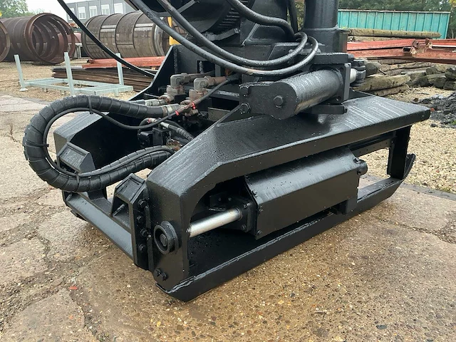 Hydraulische bomenzaag 80cm - afbeelding 17 van  17