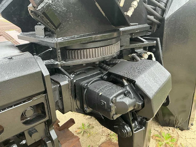 Hydraulische bomenzaag en onttakker 60cm - afbeelding 13 van  14