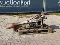 Hydraulische breekhamer met beitel dehaco cw10