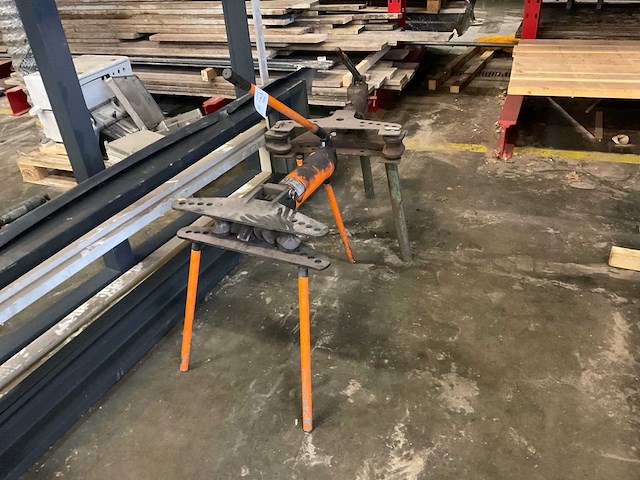 Hydraulische buigmachine (2x) - afbeelding 1 van  6