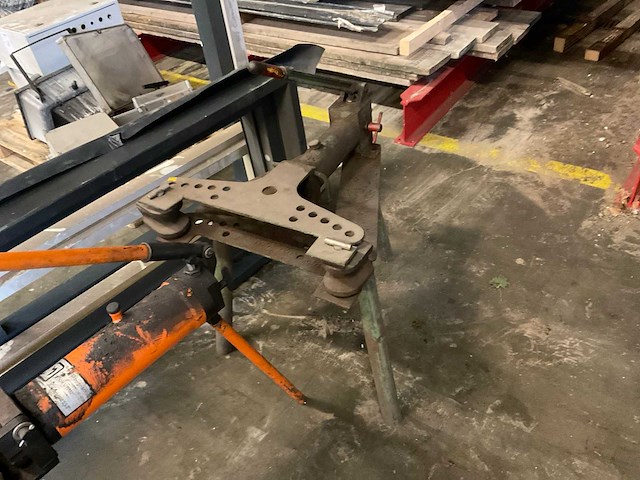 Hydraulische buigmachine (2x) - afbeelding 2 van  6