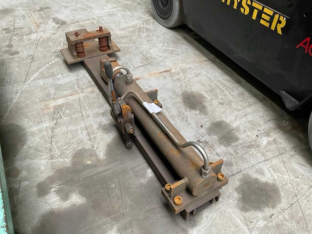 Hydraulische buigmachine - afbeelding 2 van  3