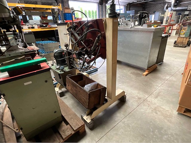 Hydraulische buigmachine - afbeelding 10 van  10