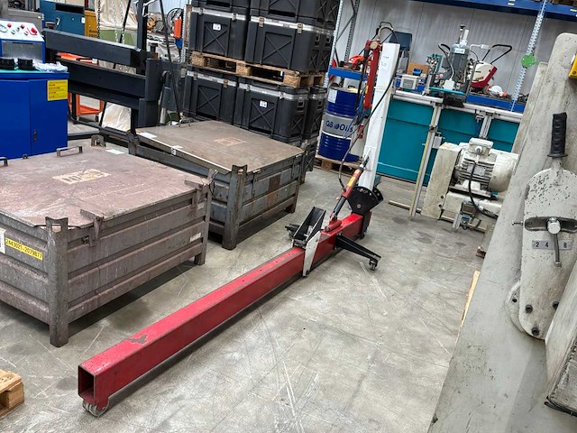 Hydraulische carrosserie richtbank - afbeelding 1 van  8