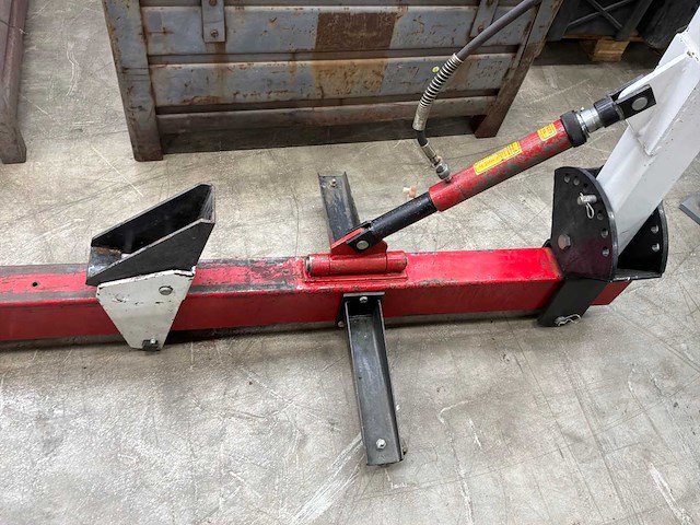 Hydraulische carrosserie richtbank - afbeelding 4 van  8