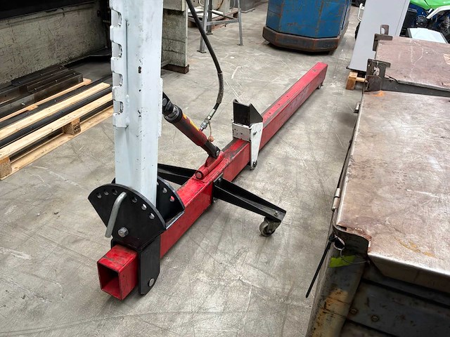 Hydraulische carrosserie richtbank - afbeelding 1 van  3