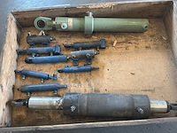 Hydraulische cilinder (10x) - afbeelding 1 van  4