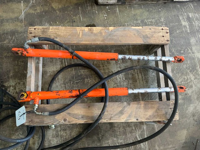Hydraulische cilinder (2x) - afbeelding 3 van  3