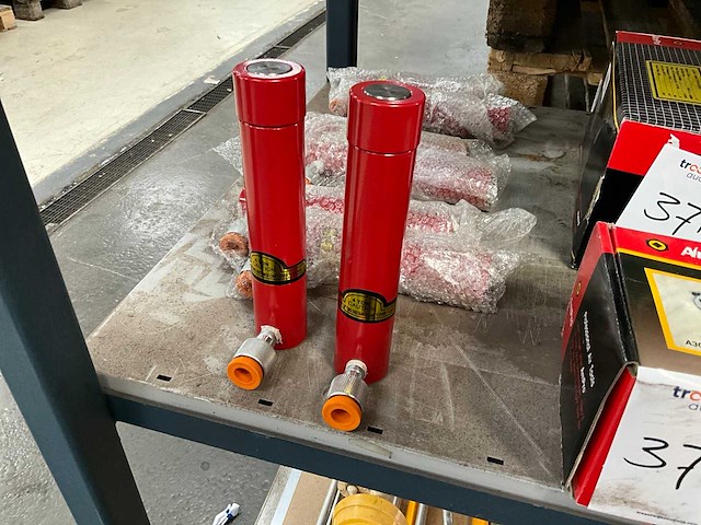 Hydraulische cilinder (2x) - afbeelding 2 van  4