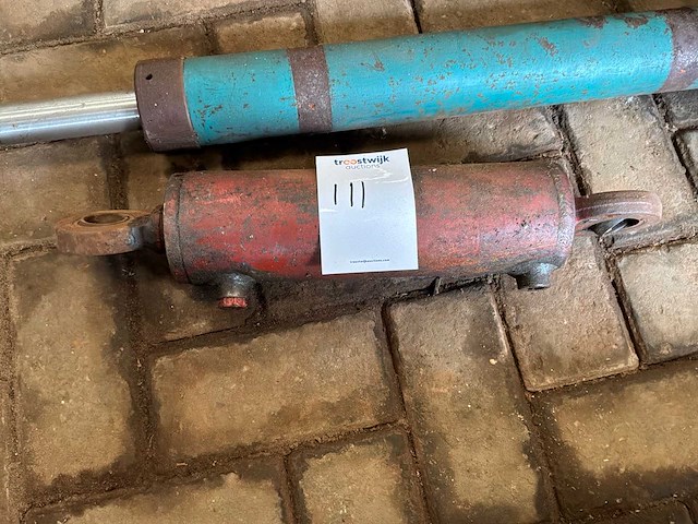 Hydraulische cilinder (2x) - afbeelding 2 van  5