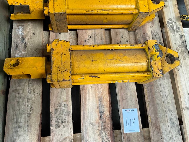 Hydraulische cilinder (2x) - afbeelding 4 van  4