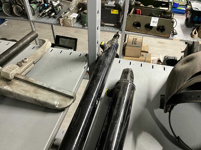 Hydraulische cilinder (2x) - afbeelding 3 van  3