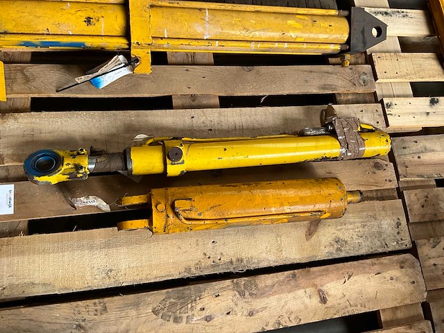 Hydraulische cilinder (3x) - afbeelding 3 van  3