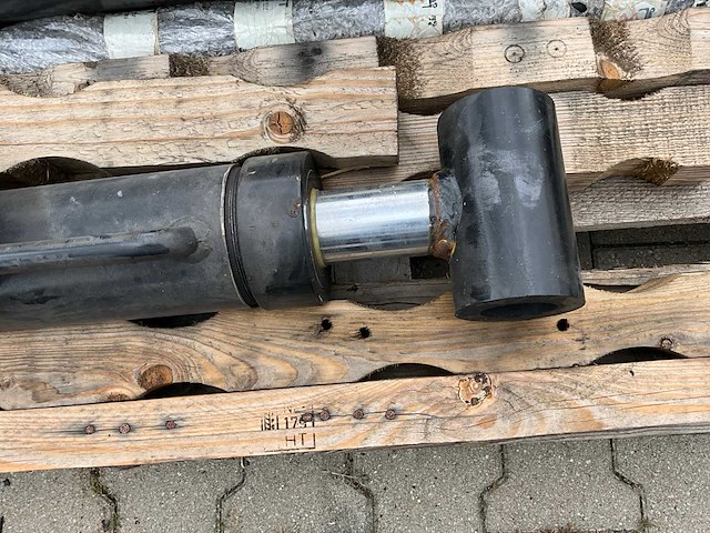 Hydraulische cilinder (3x) - afbeelding 2 van  11