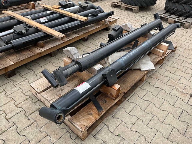 Hydraulische cilinder (4x) - afbeelding 3 van  8
