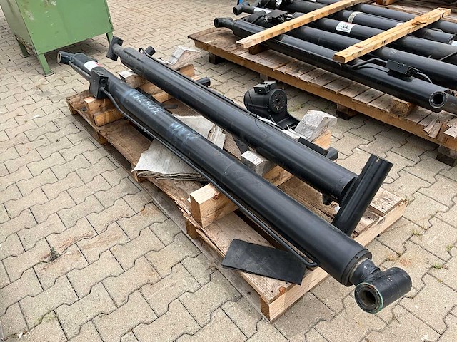 Hydraulische cilinder (4x) - afbeelding 4 van  8