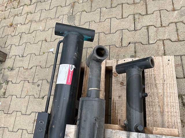 Hydraulische cilinder (4x) - afbeelding 8 van  8