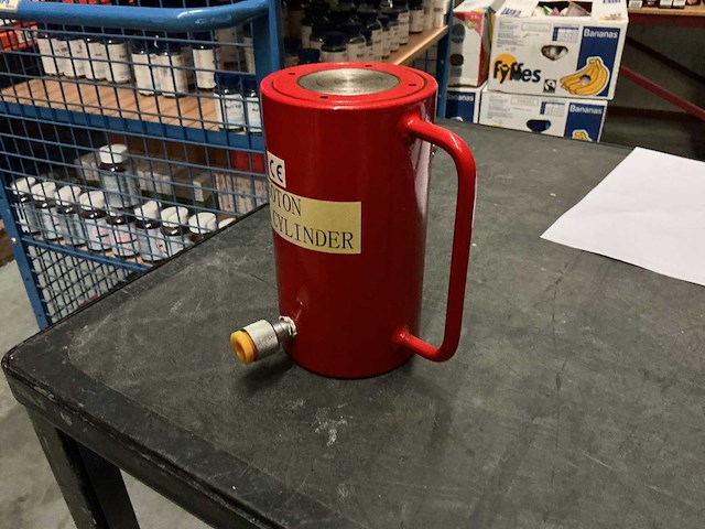 Hydraulische cilinder 50 ton - afbeelding 2 van  2