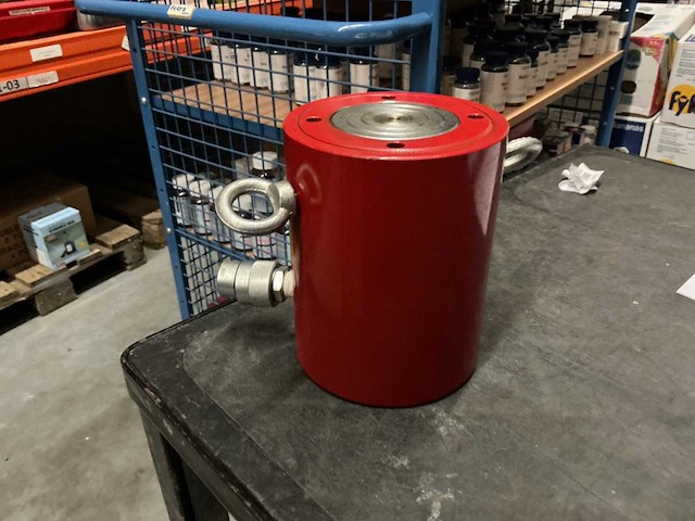 Hydraulische cilinder 75 ton - afbeelding 2 van  2
